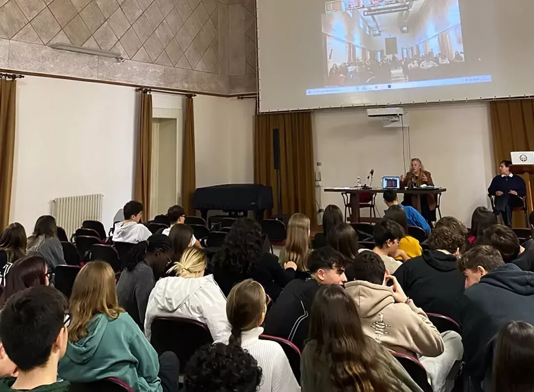 Il Programma di Educazione alla Pace a Lecce Il Programma di Educazione alla Pace a Lecce